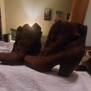 BROWN/TAN/SUEDE Mudd Flats